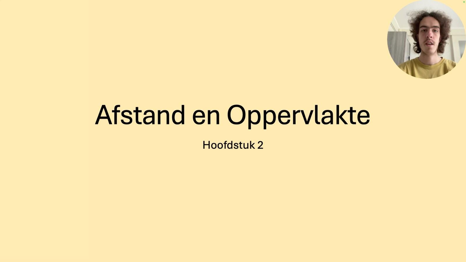 afstanden, middelloodlijn en bissectrice, zwaartelijn, hoogtelijn, oppervlakte van een driehoek, oppervlakte van een vierkant, sommen oefenen